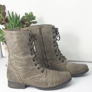 New Women's Lace-Up combat cowboy Boots grey Steve Madden leather 9.5/10